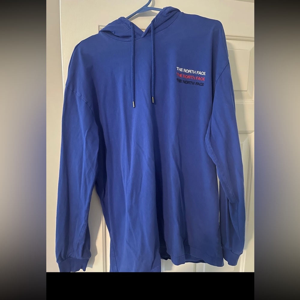 Men’s North Face lightweight hoodie